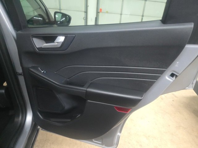 Used 2022 Ford Escape SEL image 8