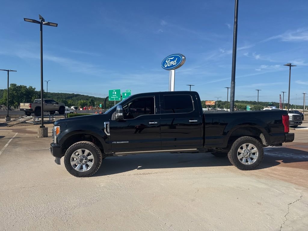 Used 2017 Ford F350 Platinum w/ Platinum Ultimate Package AWD/4WD image 6