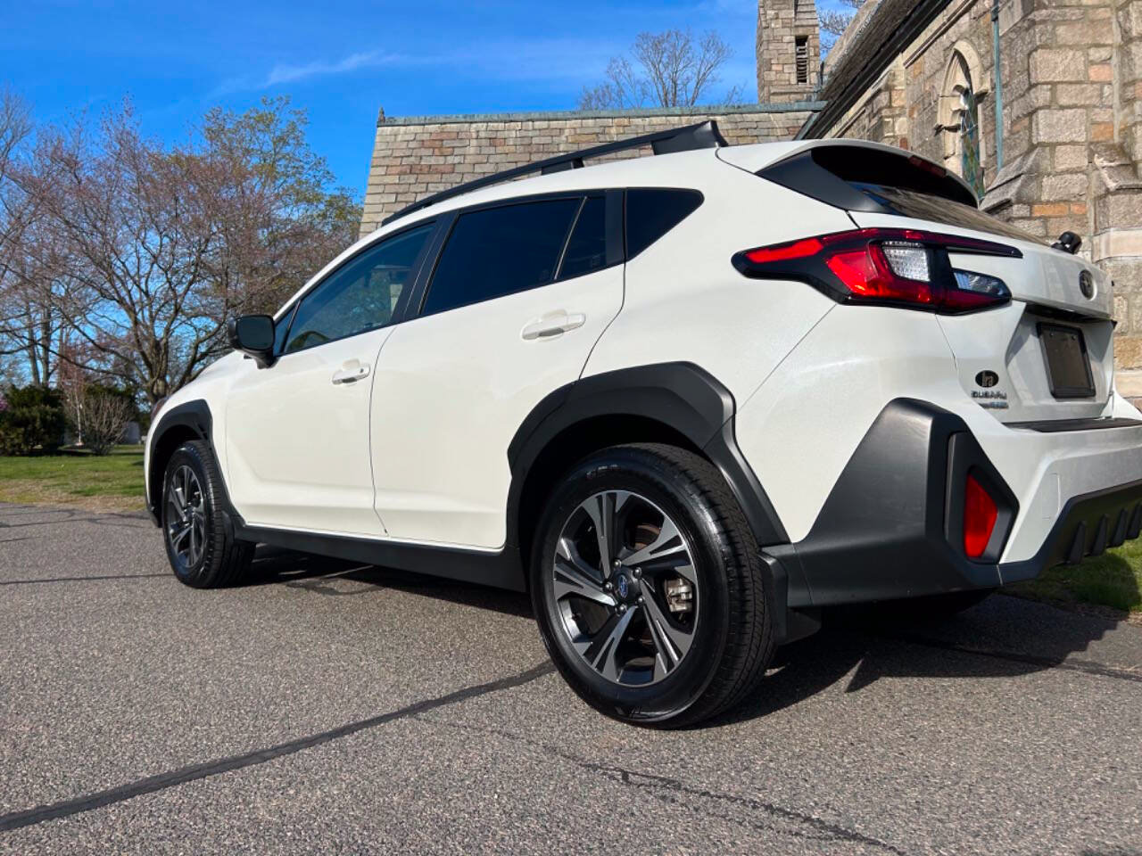 Used 2024 Subaru Crosstrek 2.0i Premium AWD/4WD image 12