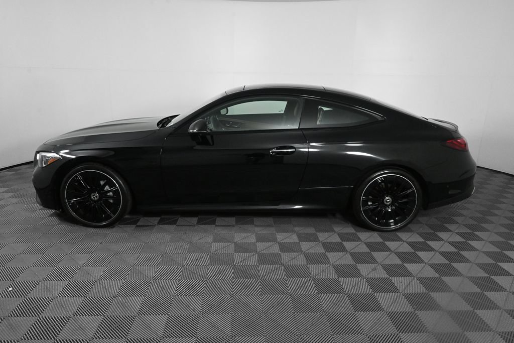 Certified 2026 Mercedes-Benz CLE 300 4MATIC Coupe image 3