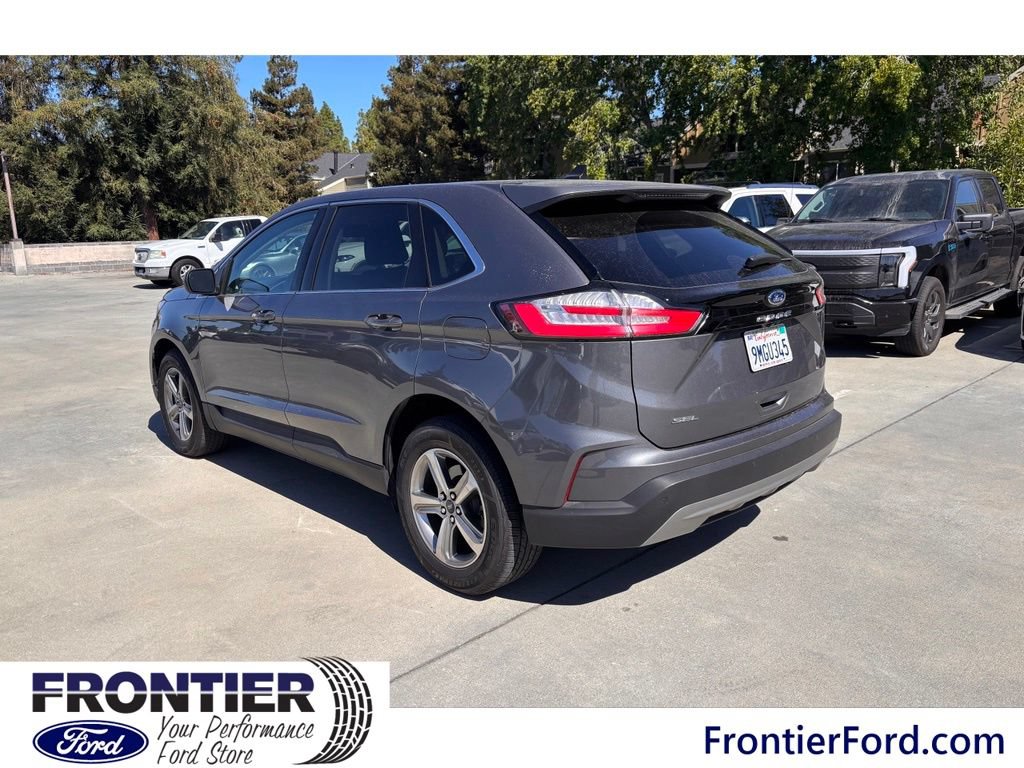 Used 2021 Ford Edge SEL w/ Convenience Package FWD image 4