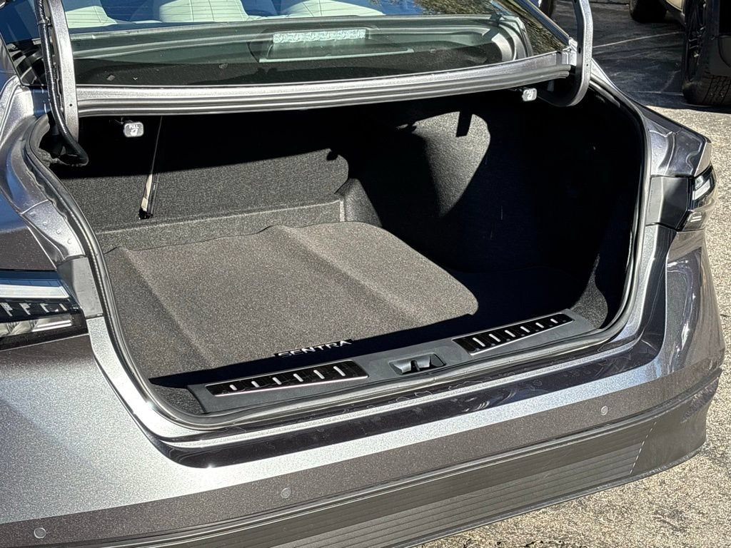 New 2026 Nissan Sentra SL w/ Floor Mat Package FWD image 27