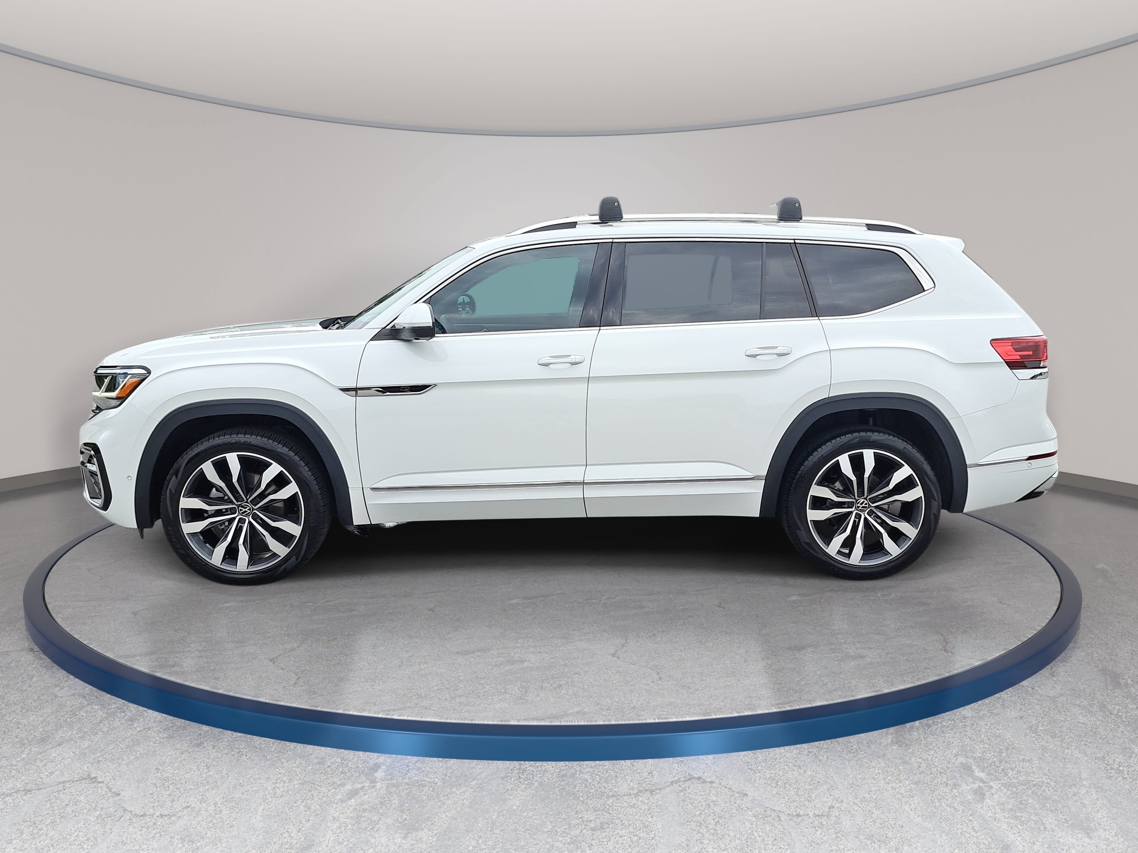 Used 2023 Volkswagen Atlas SEL Premium AWD/4WD image 8