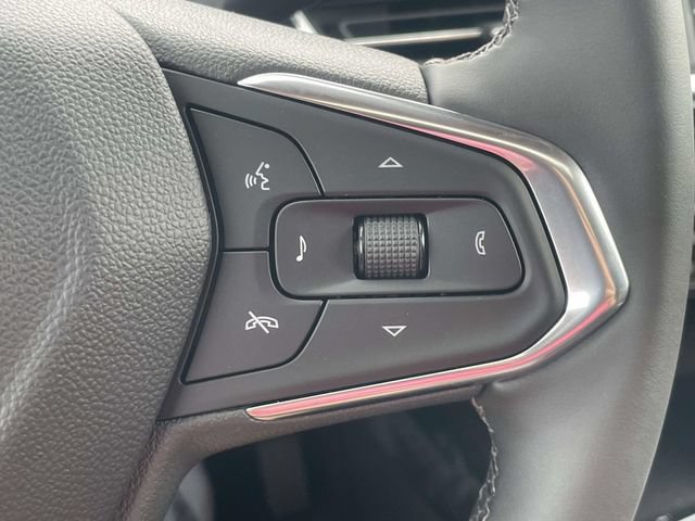 New 2026 Chevrolet Trax ACTIV w/ Sunroof Package FWD image 18
