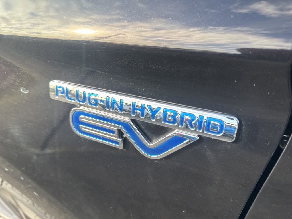 Used 2020 Mitsubishi Outlander SEL image 6