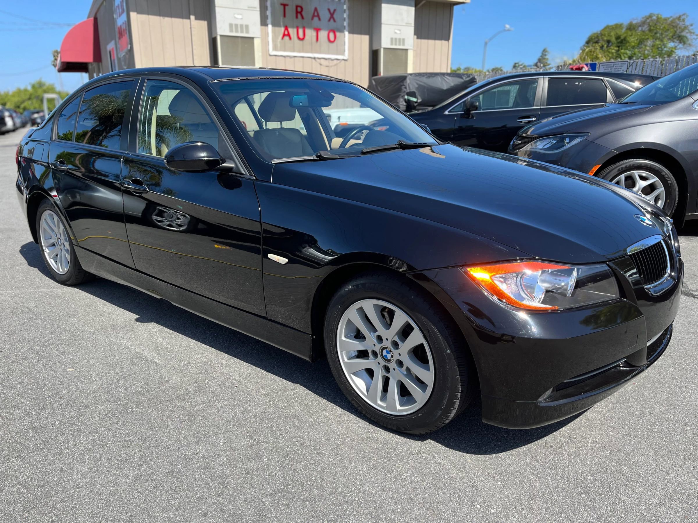 Used 2007 BMW 328i Sedan RWD image 1