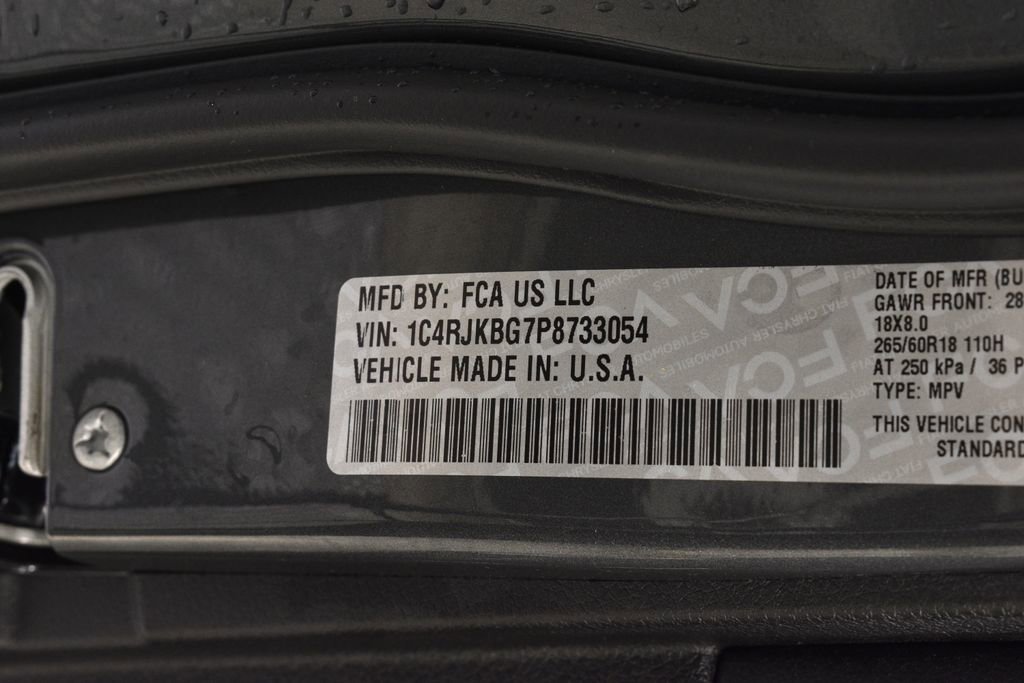 Used 2023 Jeep Grand Cherokee L Limited image 41