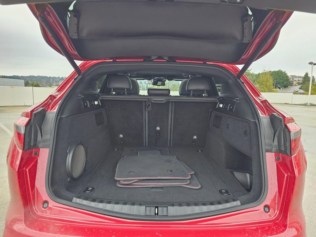 Used 2019 Alfa Romeo Stelvio Quadrifoglio image 18