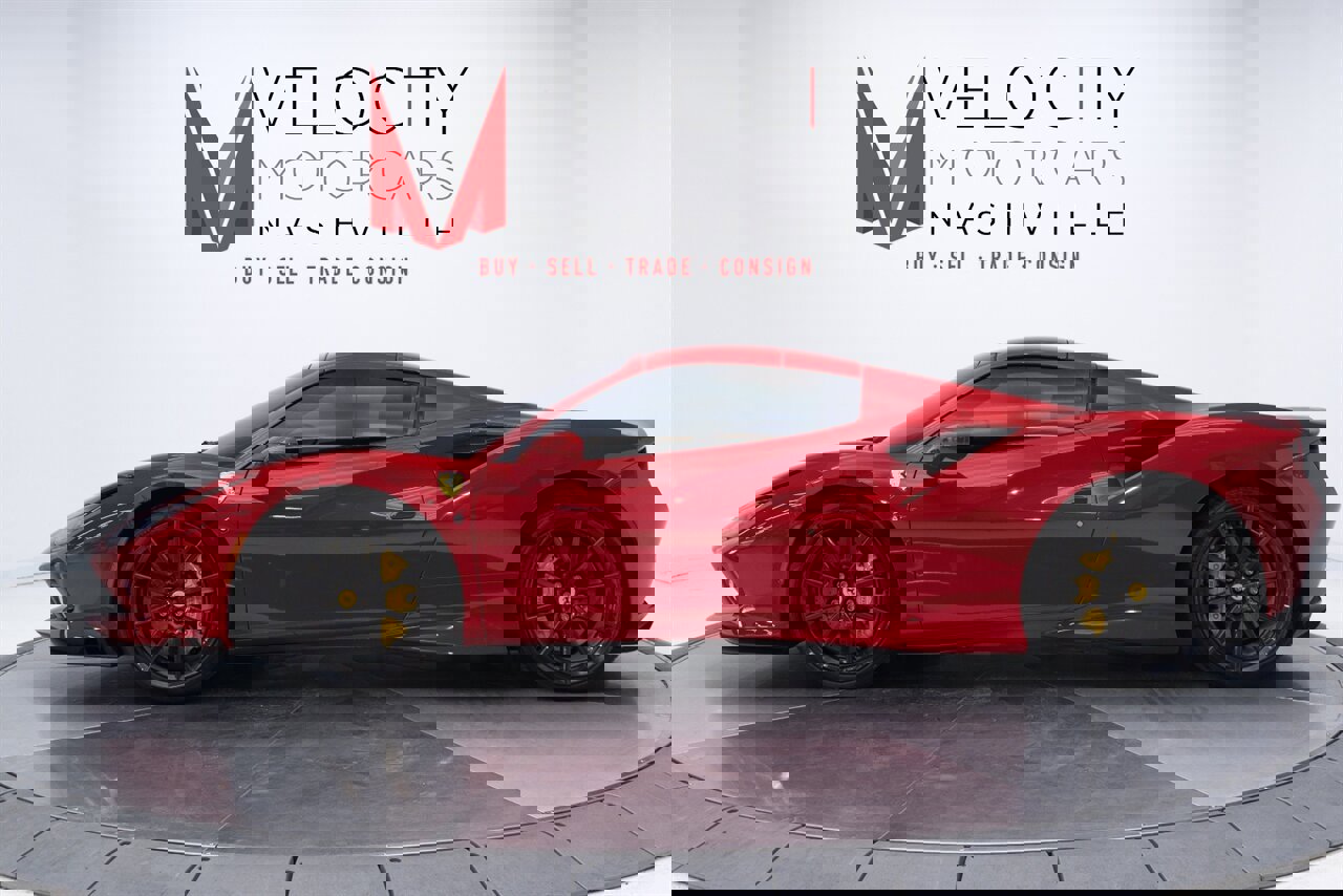 Used 2022 Ferrari F8 Tributo image 9