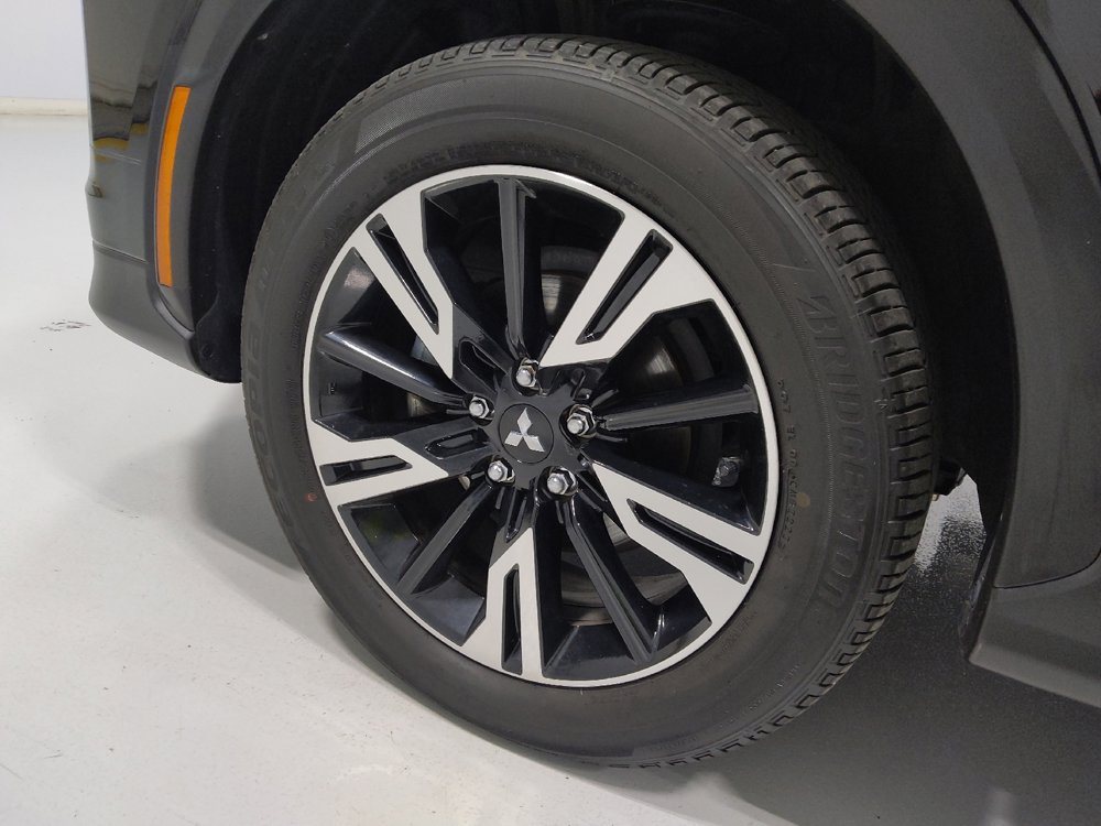 Used 2023 Mitsubishi Eclipse Cross SE image 31