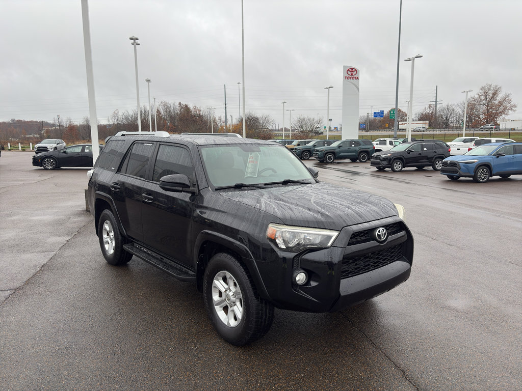 Used 2016 Toyota 4Runner SR5 image 7