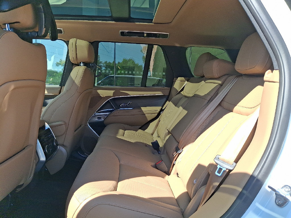 New 2026 Land Rover Range Rover SE AWD/4WD image 6