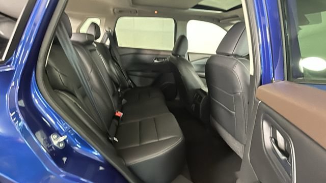 Used 2023 Nissan Rogue SL AWD/4WD image 29