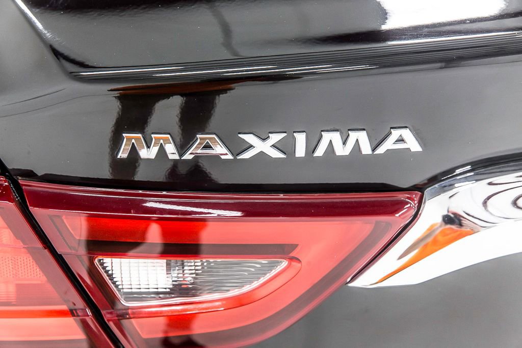 Used 2018 Nissan Maxima Platinum image 3