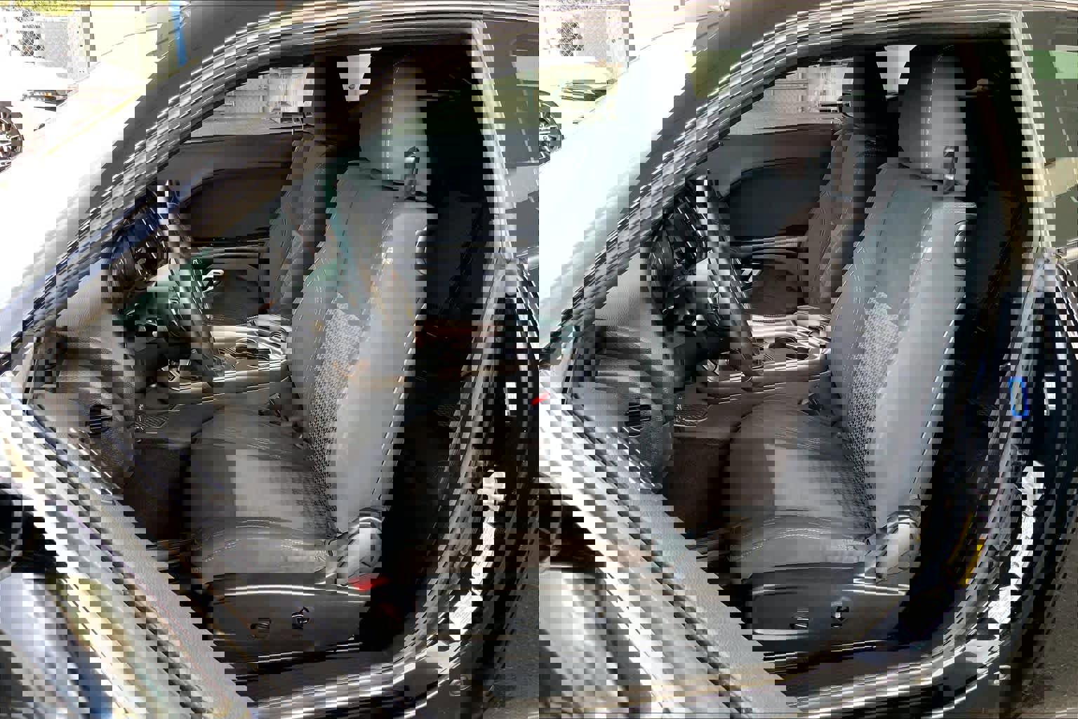 Used 2015 Dodge Challenger SXT w/ Sound Group image 8