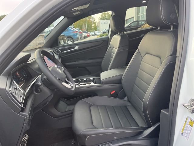 New 2026 Volkswagen Atlas Cross Sport SEL R-Line image 22