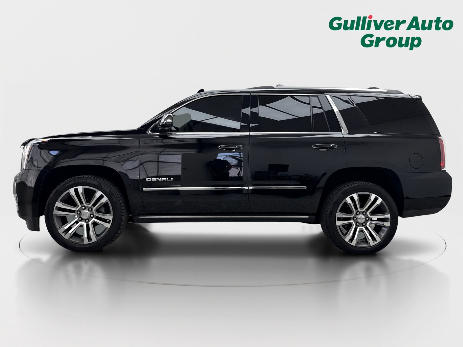 Used 2018 GMC Yukon Denali w/ Denali Ultimate Package RWD image 3