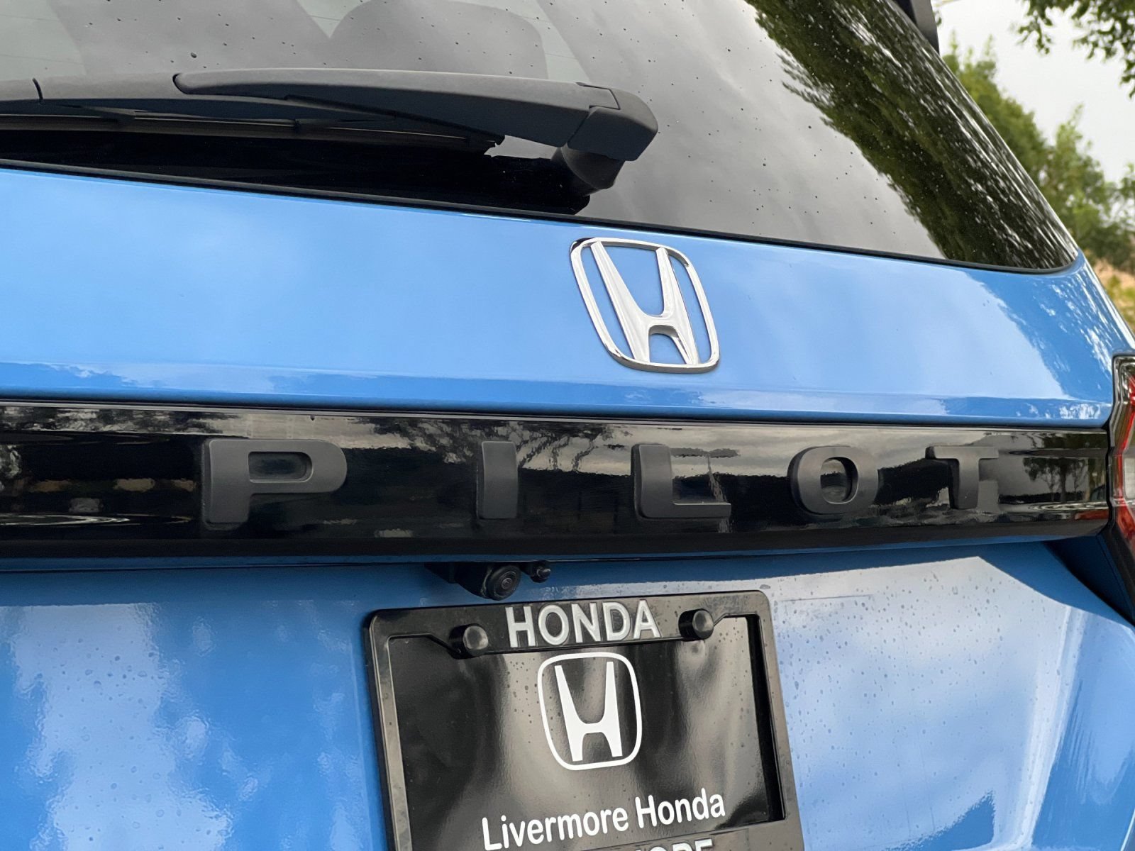 Used 2025 Honda Pilot TrailSport image 27