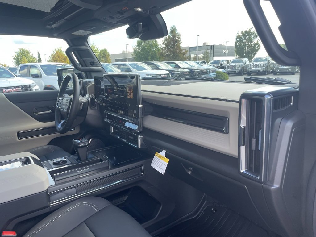 New 2026 GMC Hummer EV 4x4 Crew Cab image 32