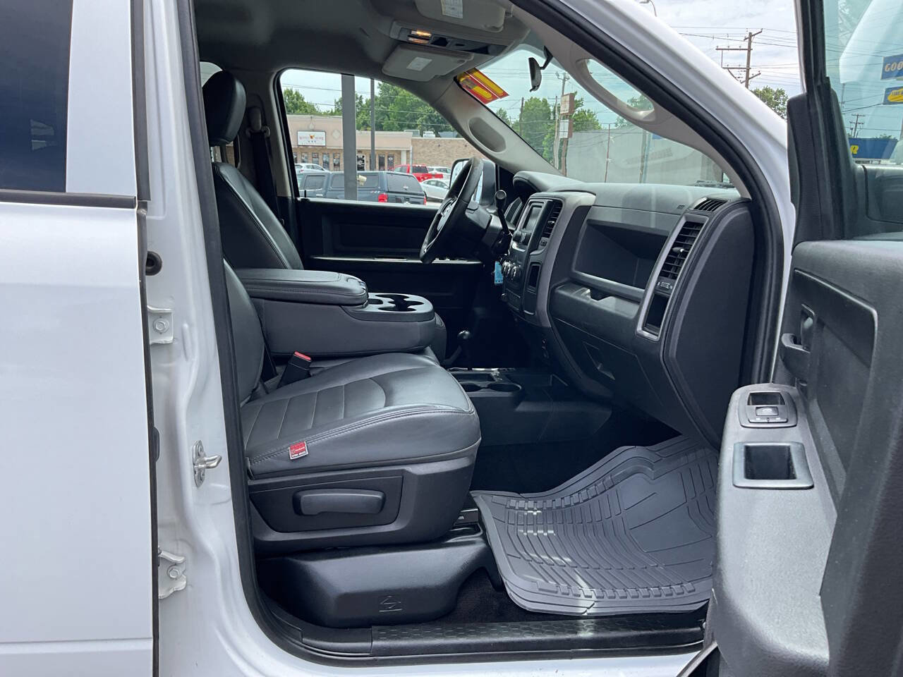 Used 2017 RAM 2500 Tradesman w/ Popular Equipment Group AWD/4WD image 29