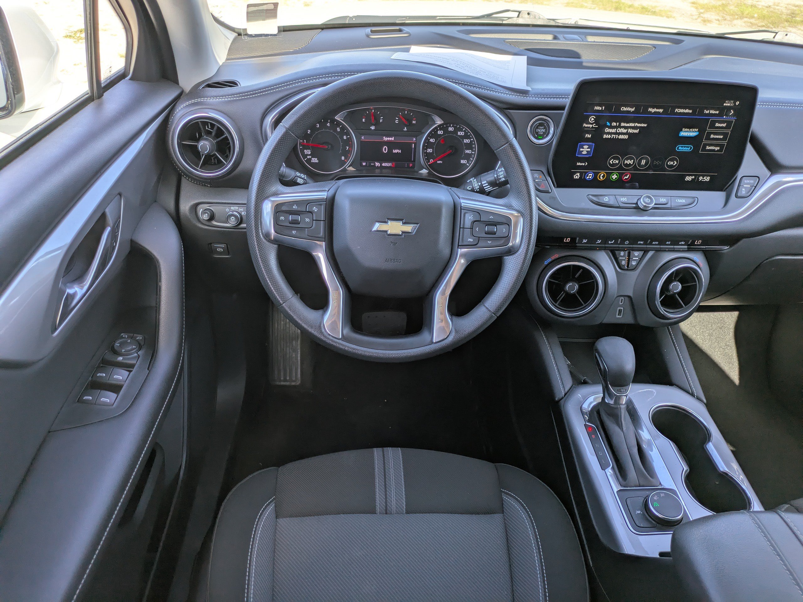 Used 2023 Chevrolet Blazer LT FWD image 15