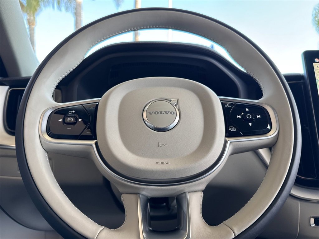 New 2026 Volvo XC60 B5 Ultra w/ Protection Package Premier image 23