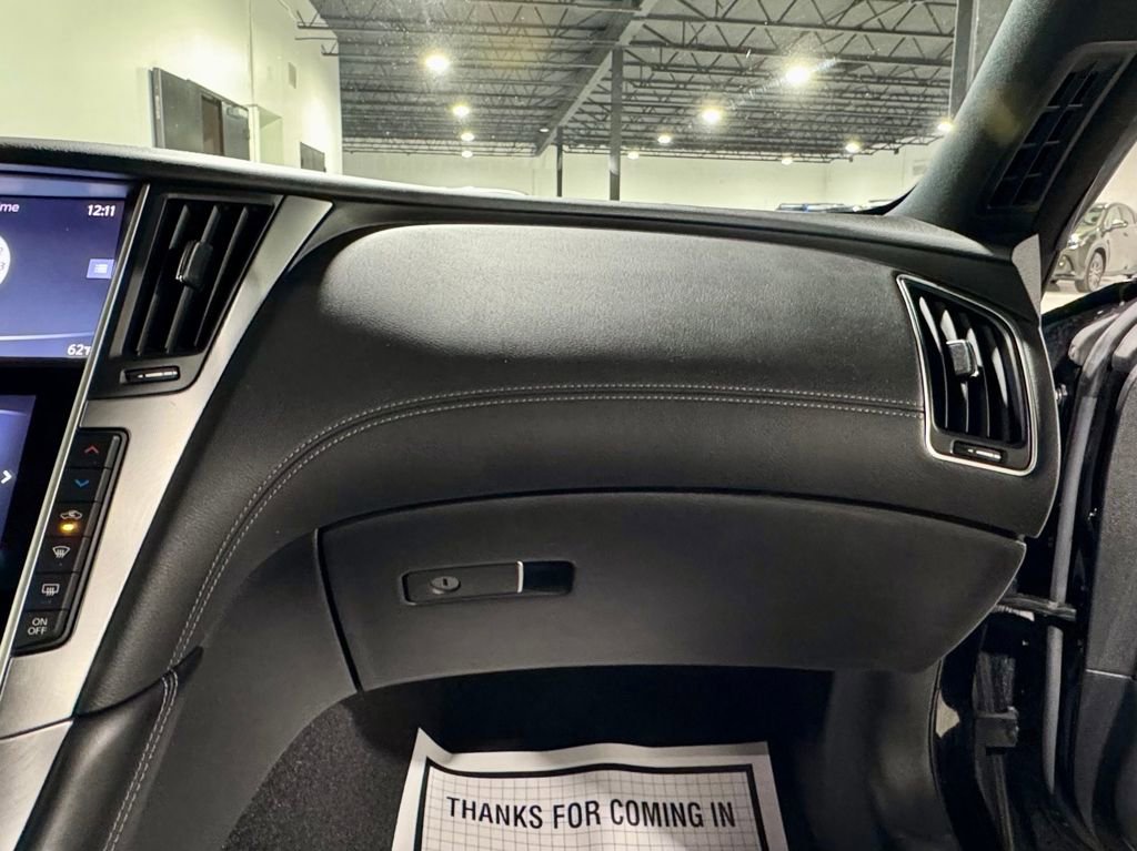 Used 2019 INFINITI Q60 3.0t Luxe image 23