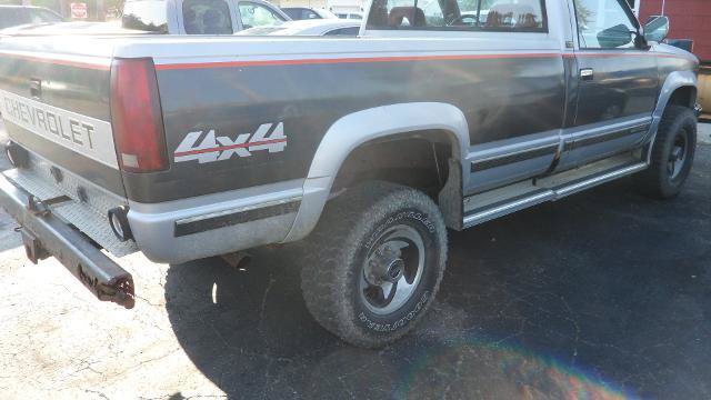 Used 1992 Chevrolet Silverado 2500 4x4 Regular Cab image 6