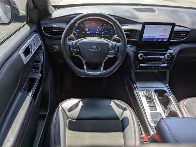 Used 2022 Ford Explorer ST-Line w/ Class IV Trailer Tow Package RWD image 18
