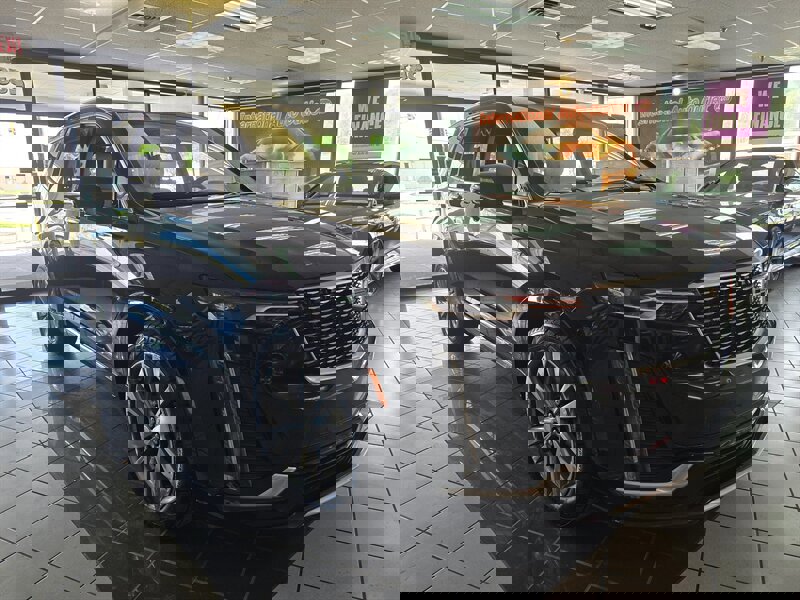 Used 2020 Cadillac XT6 Premium Luxury image 3