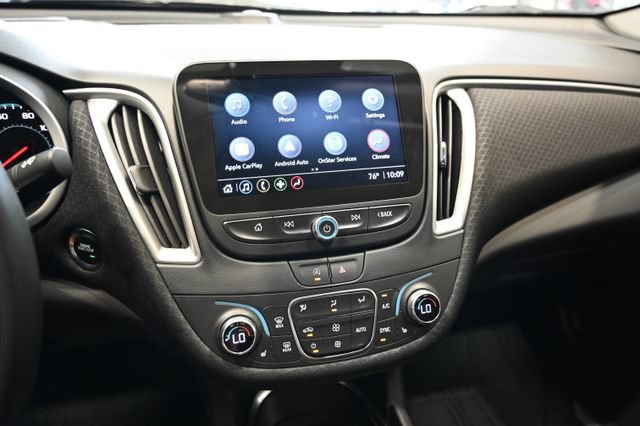 Used 2024 Chevrolet Malibu LT w/ LPO, Floor Liner Package FWD image 14