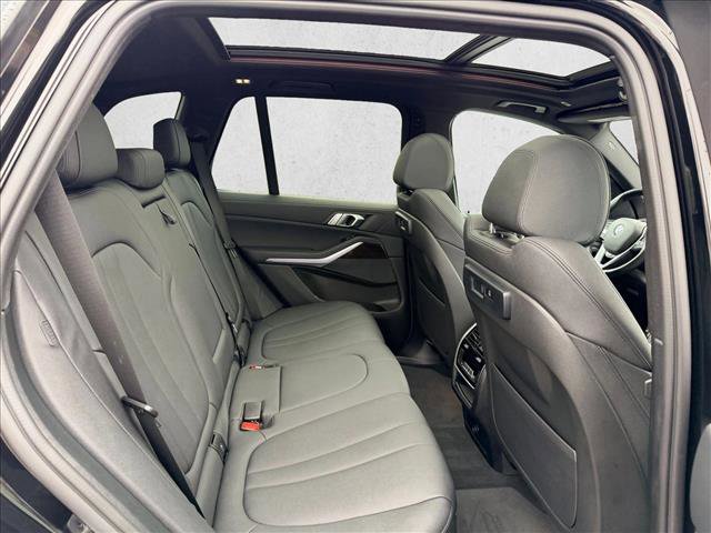 Used 2021 BMW X5 xDrive40i w/ Convenience Package image 27