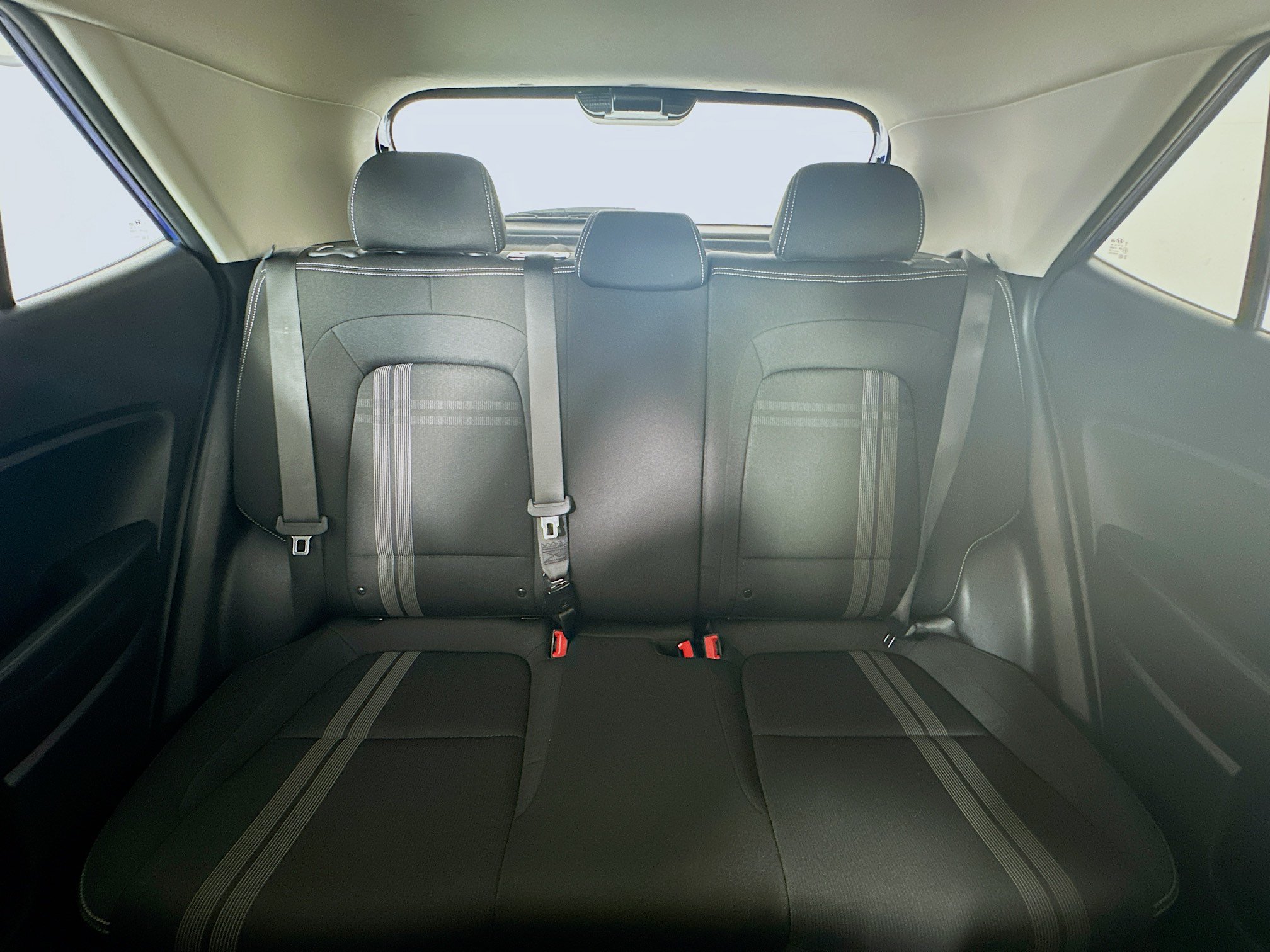 Used 2025 Hyundai Venue SEL FWD image 30