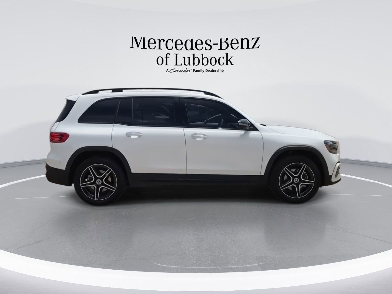 New 2025 Mercedes-Benz GLB 250 image 9