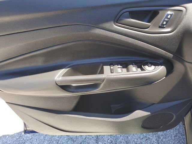 Used 2014 Ford Escape S FWD image 19