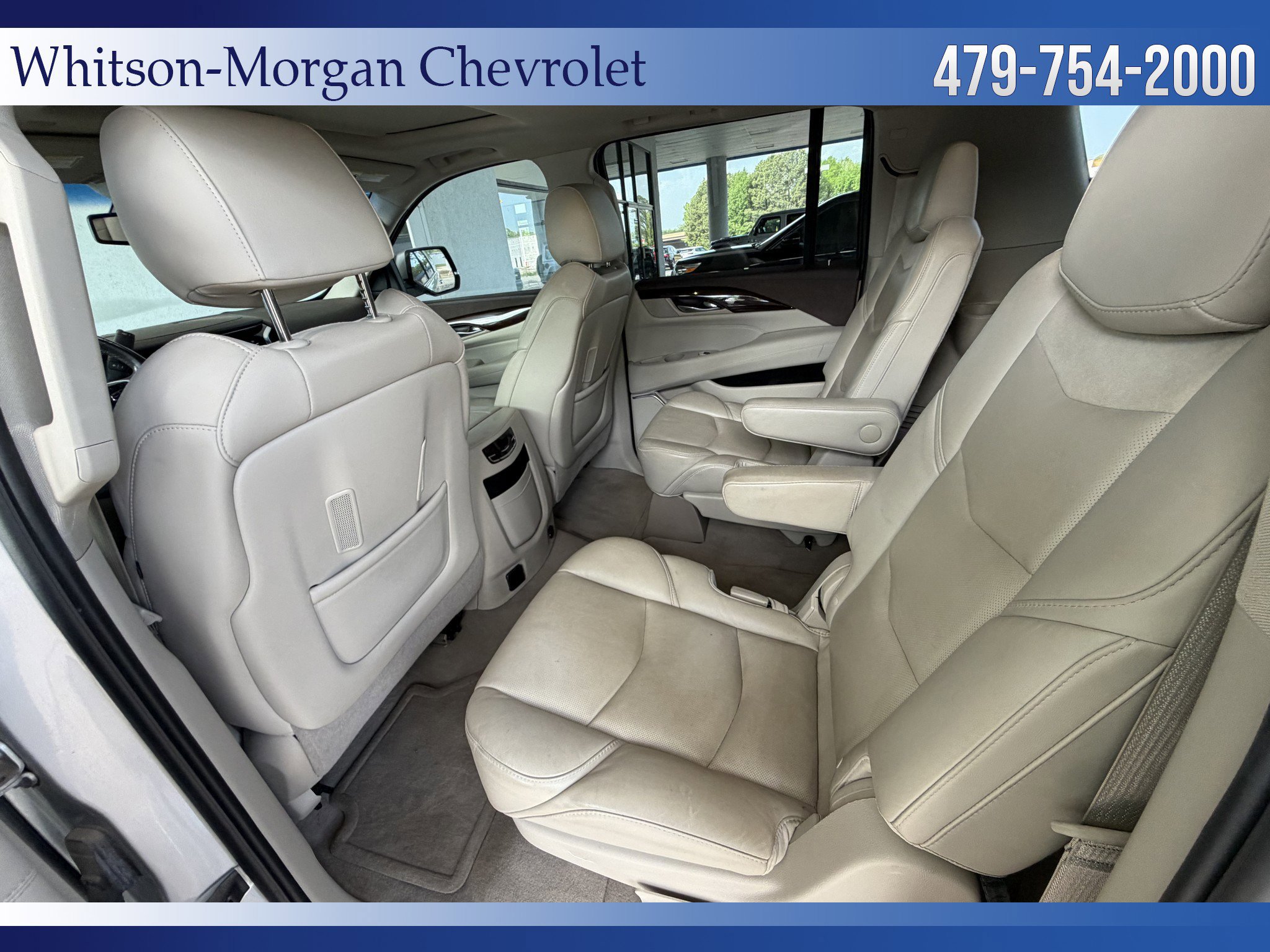 Used 2016 Cadillac Escalade ESV Luxury RWD image 34