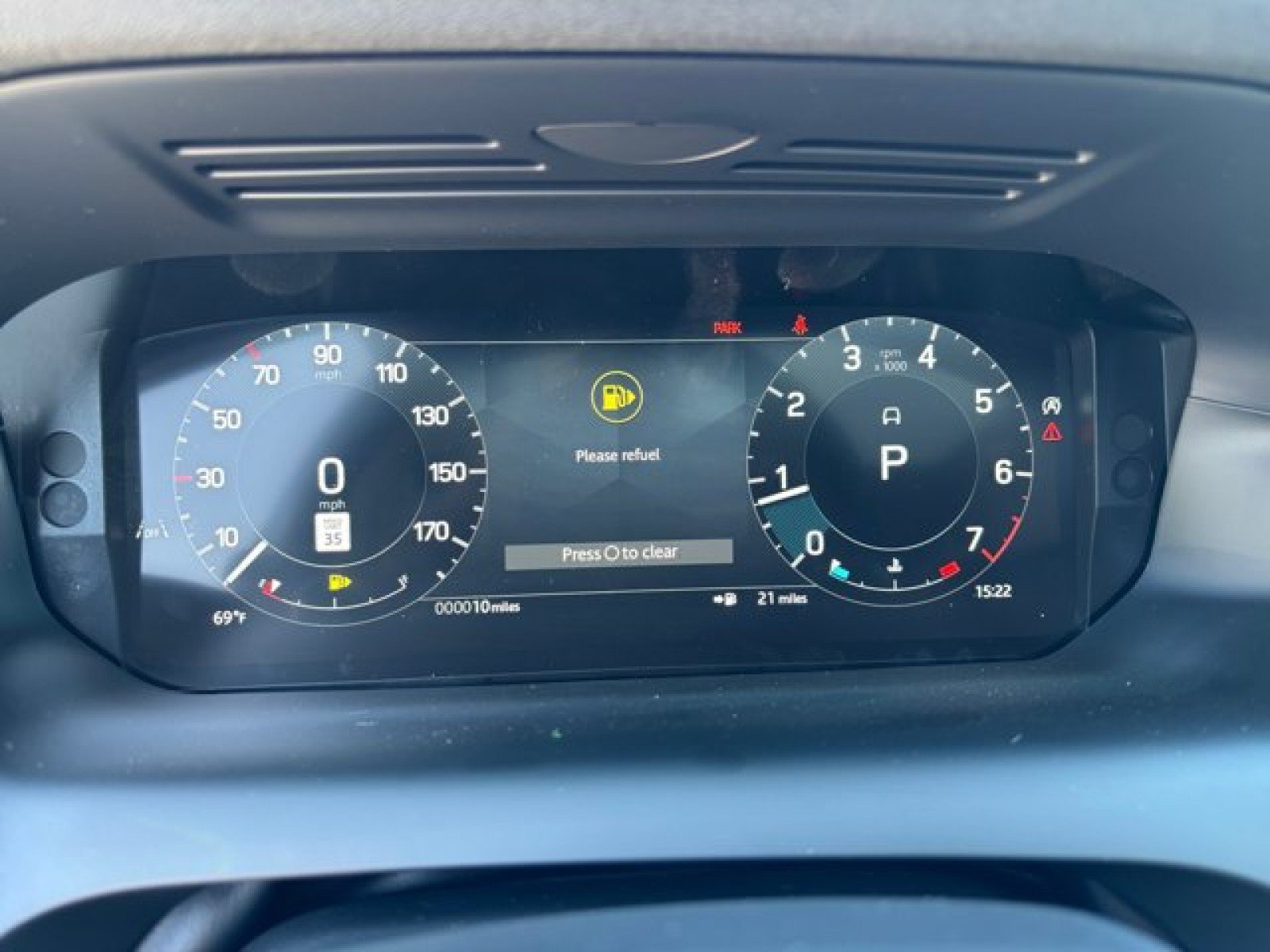 Used 2025 Land Rover Discovery Sport S AWD/4WD image 24