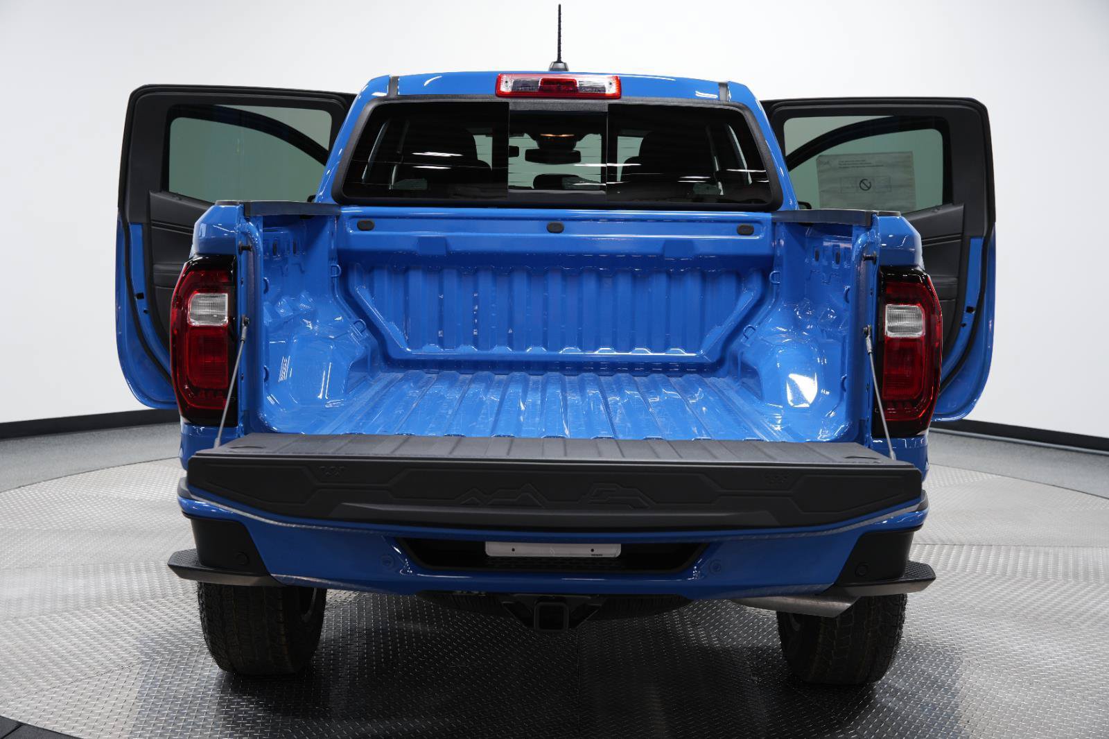 New 2026 GMC Canyon Elevation RWD image 17