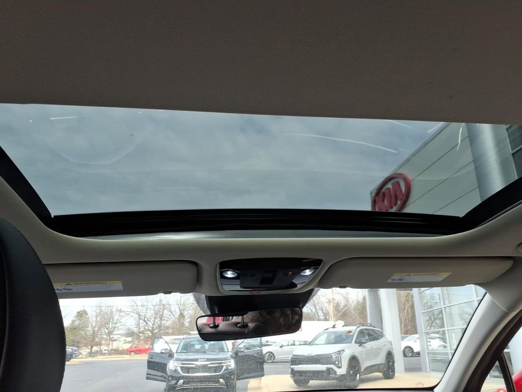 Used 2025 Kia K5 EX image 10