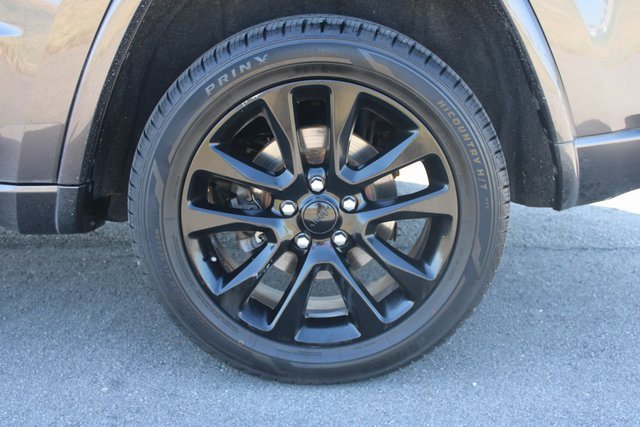 Used 2018 Jeep Grand Cherokee Altitude image 33