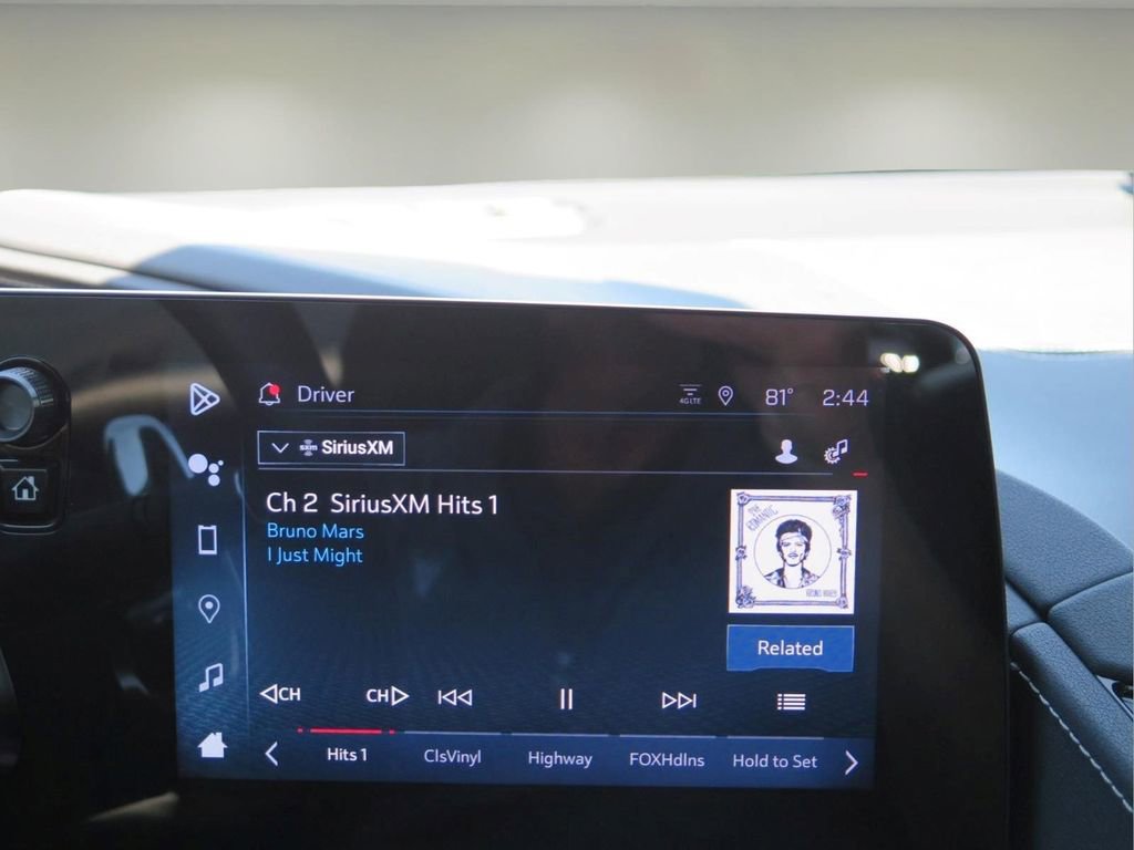 Used 2024 Chevrolet Corvette Stingray Coupe w/ 1LT image 14