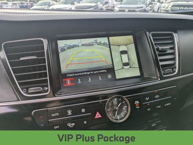 Used 2017 Kia K900 Luxury w/ VIP Plus Package image 25