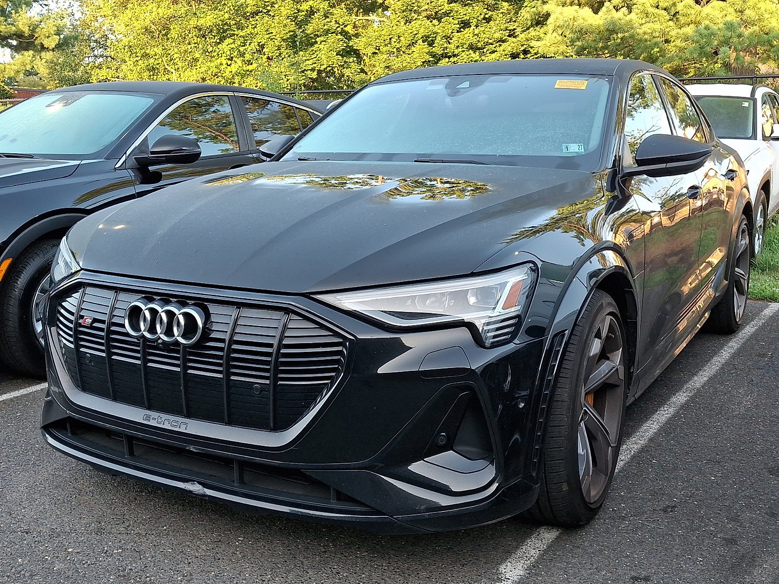 Used 2023 Audi e-tron S Premium Plus w/ Black Optic Package AWD/4WD image 5