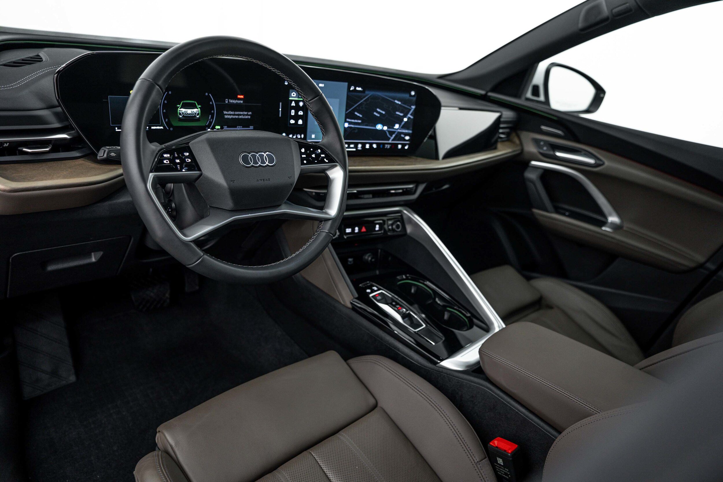Used 2025 Audi Q5 Premium Plus AWD/4WD image 8