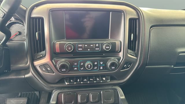 Used 2019 GMC Sierra 2500 SLT w/ All Terrain HD Package AWD/4WD image 10