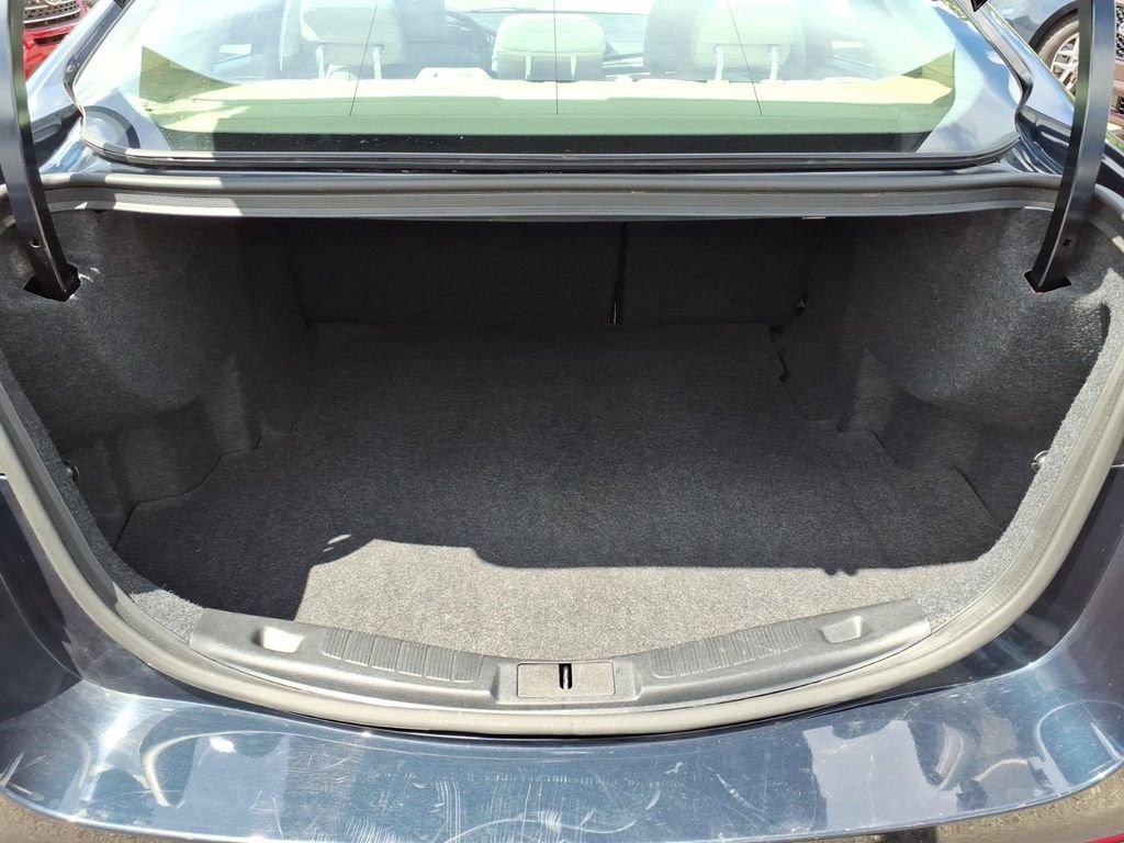 Certified 2020 Ford Fusion SE FWD image 10