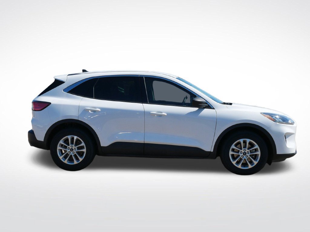 Certified 2022 Ford Escape SE FWD image 2