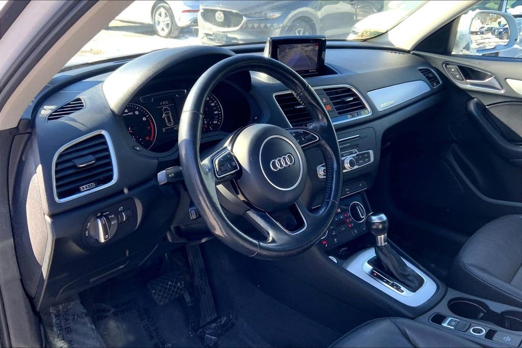 Used 2017 Audi Q3 2.0T Premium image 16