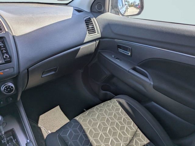 Used 2022 Mitsubishi Outlander Sport ES image 17