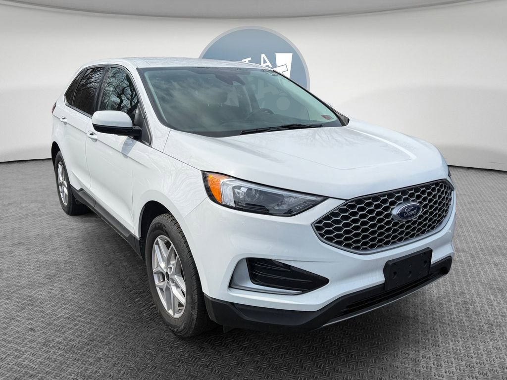Used 2024 Ford Edge SEL